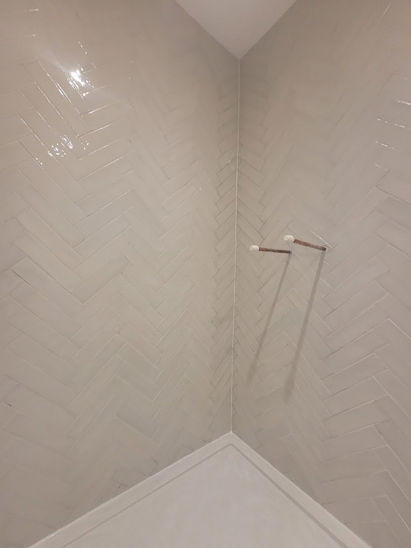 Alan Gregory Tiling Services — Photos 7