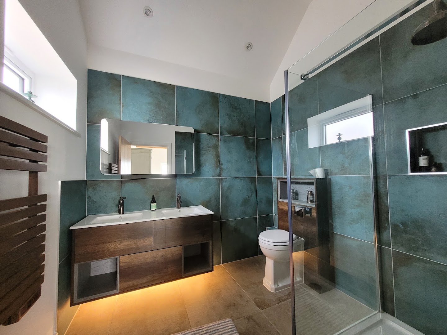 Alan Gregory Tiling Services — Photos 14